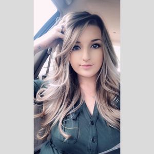 Meet your Posher, Mikayla